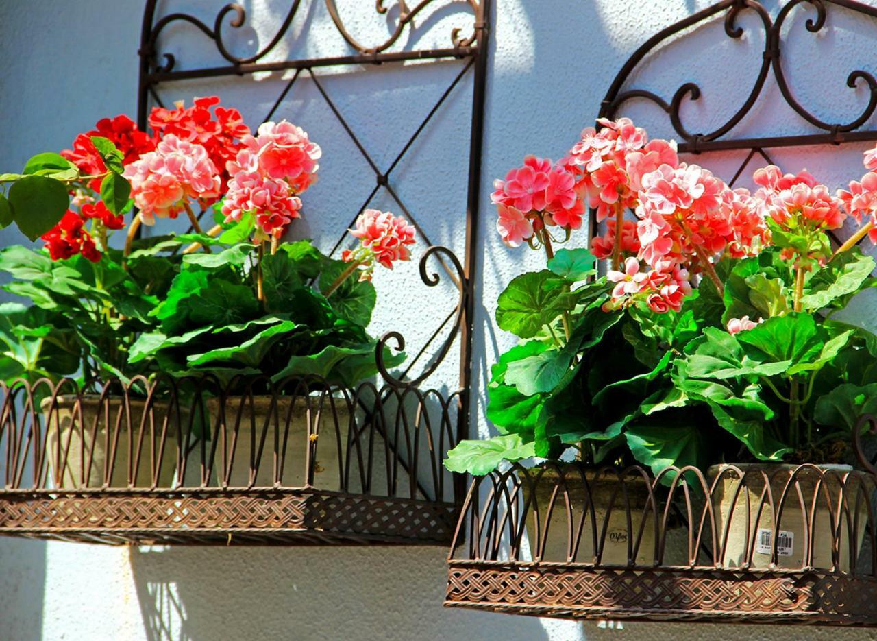 Boutique Hotel Kentrikon & Bungalows Agios Ioannis  Экстерьер фото